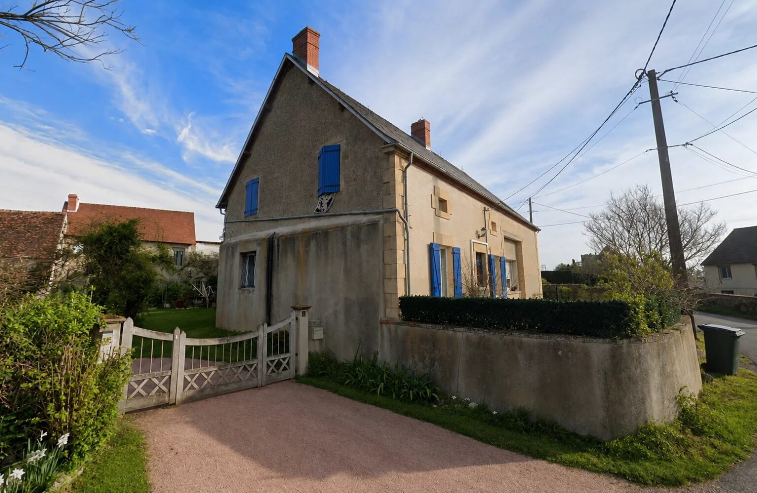 Maison à Louchy-Montfand – Réf. 1111