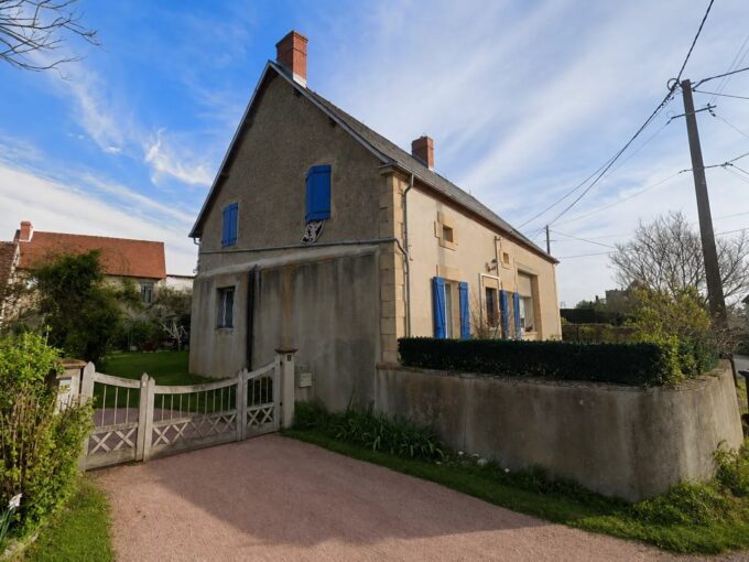 Maison à Louchy-Montfand – Réf. 1111