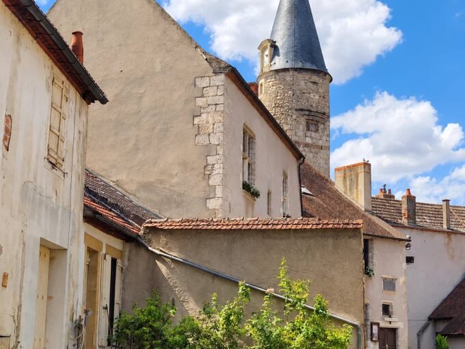 Immeuble à Saint-Pourçain-sur-Sioule – Réf. 1134