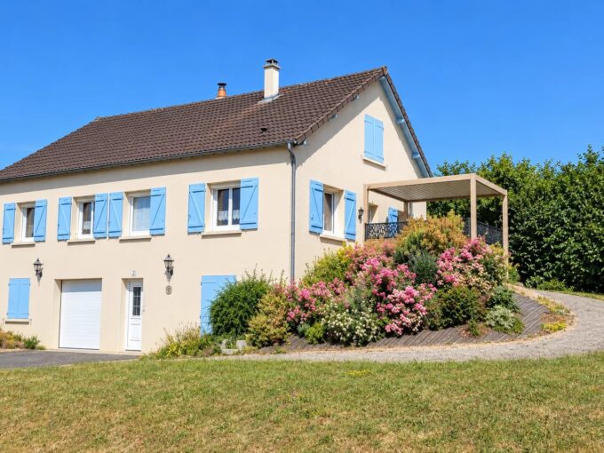 Maison à Villefranche-d'Allier – Réf. 1129